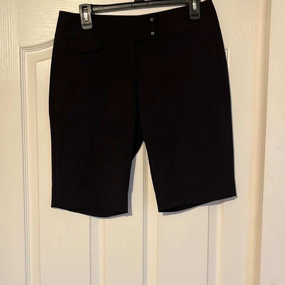 EUC cabi black Bermuda shorts